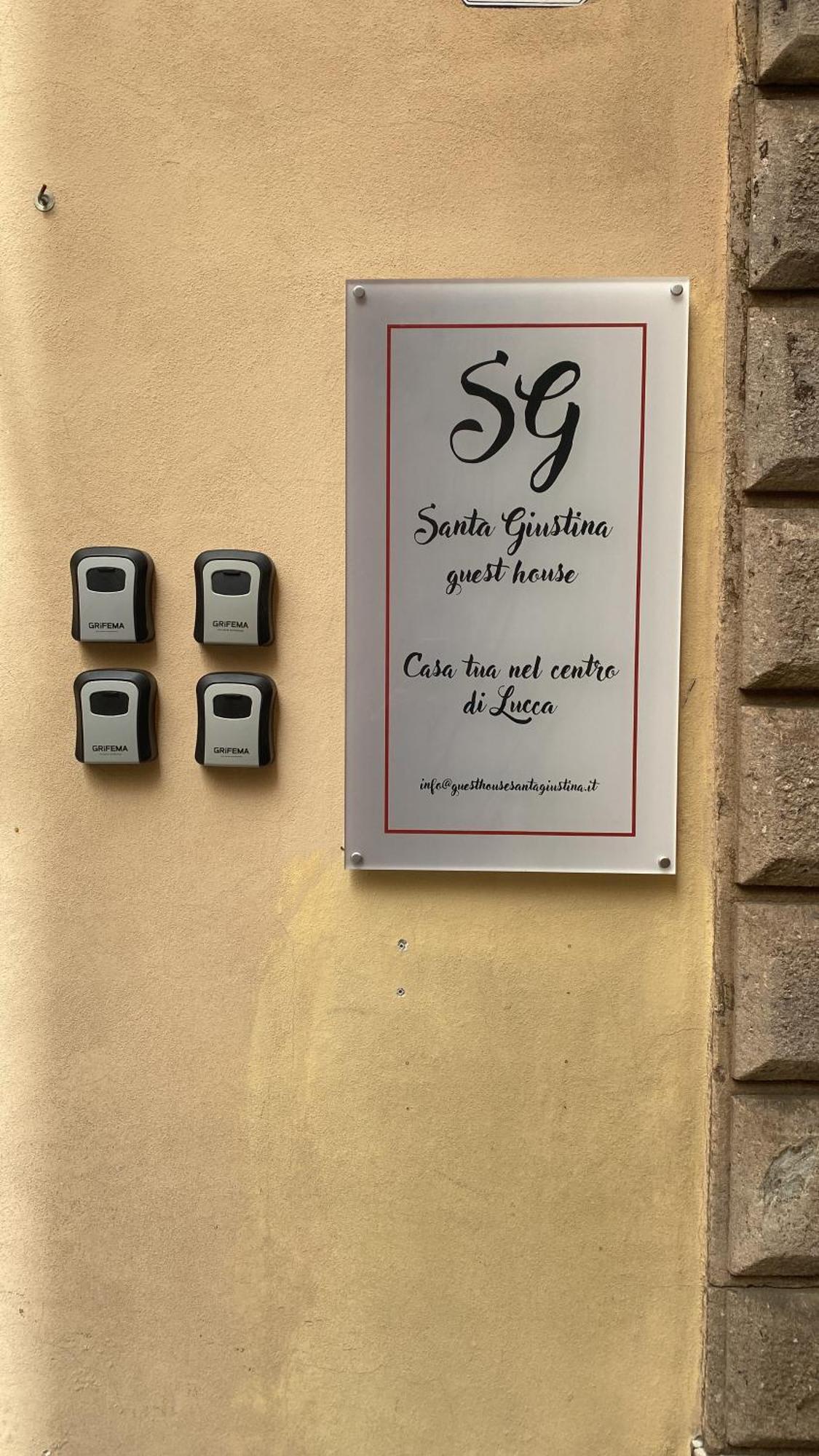 Guest House Santa Giustina Lucca Centro Storico Eksteriør bilde