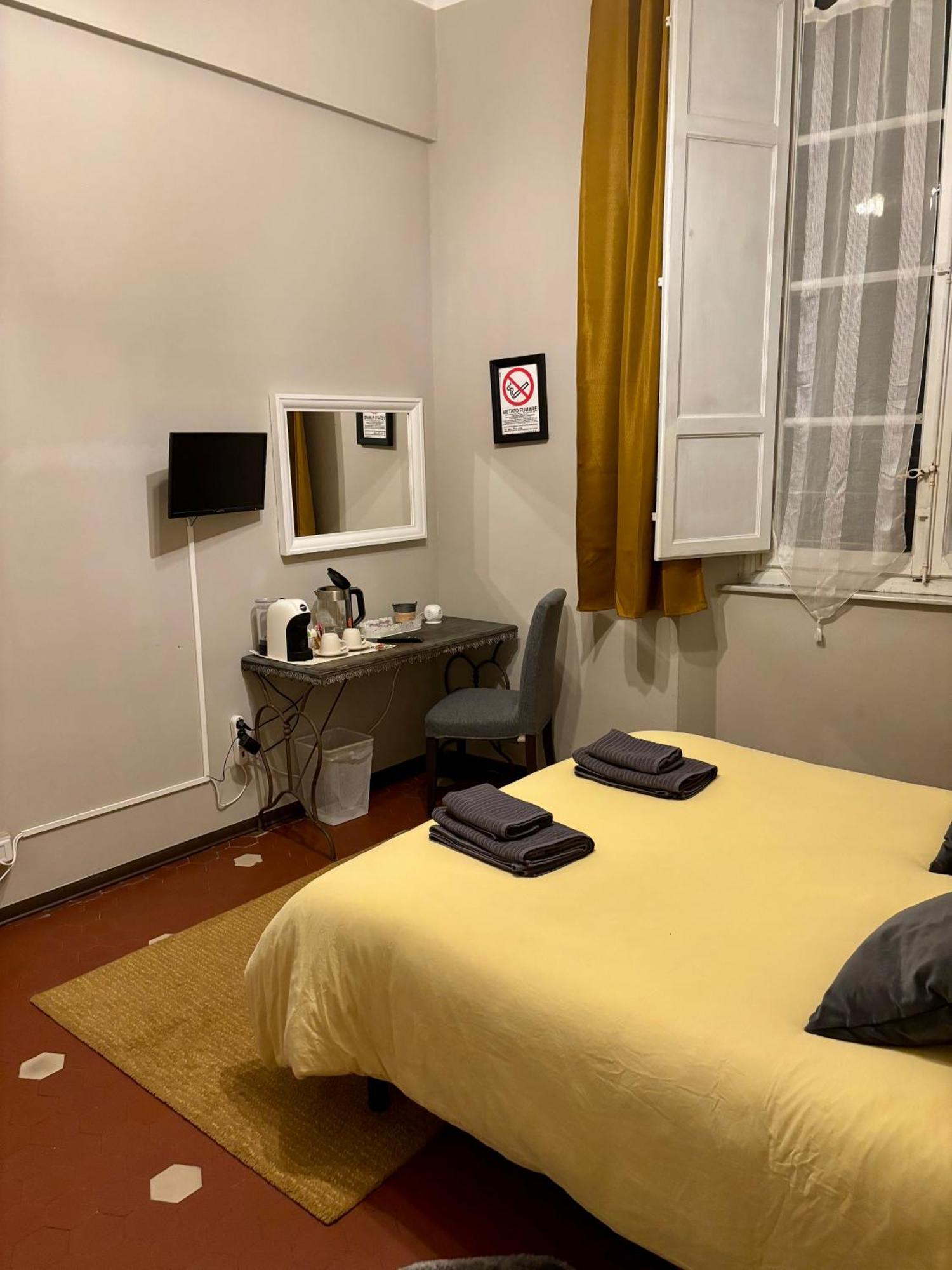 Guest House Santa Giustina Lucca Centro Storico Eksteriør bilde